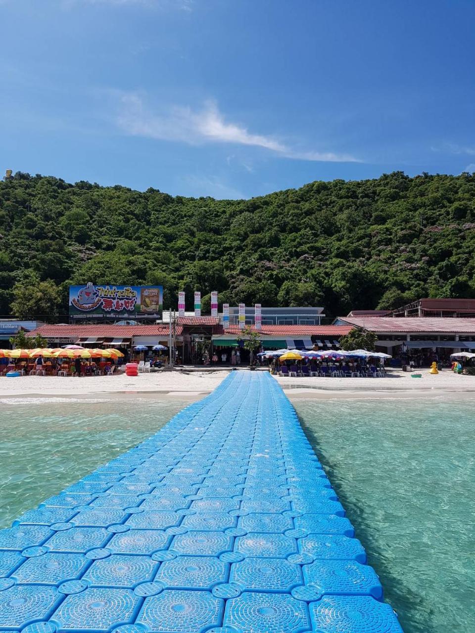 Koh Larn White House Hotel Eksteriør billede